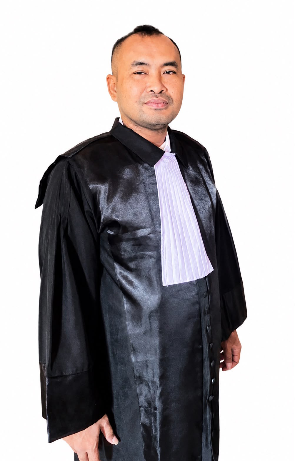 Dr. (C) Adv. Mohammad Yusron Kholidi, S.Sy., S.H., M.H.